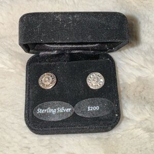 Sterling silver and diamonds earrings